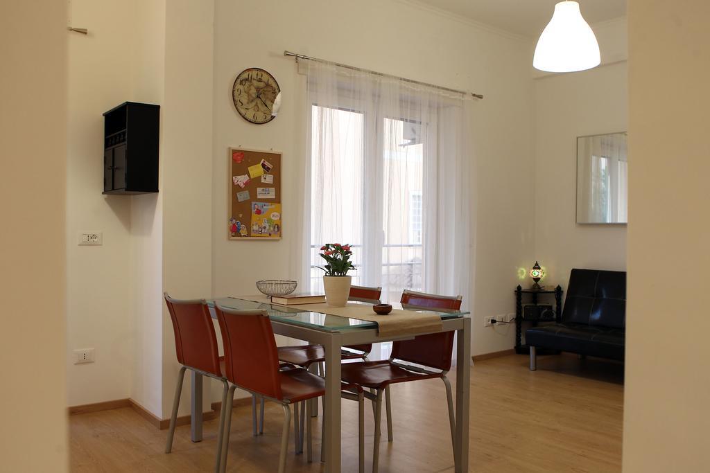 Holiday Home Roma الغرفة الصورة