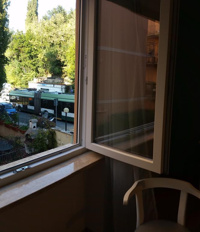 Holiday Home Roma الغرفة الصورة